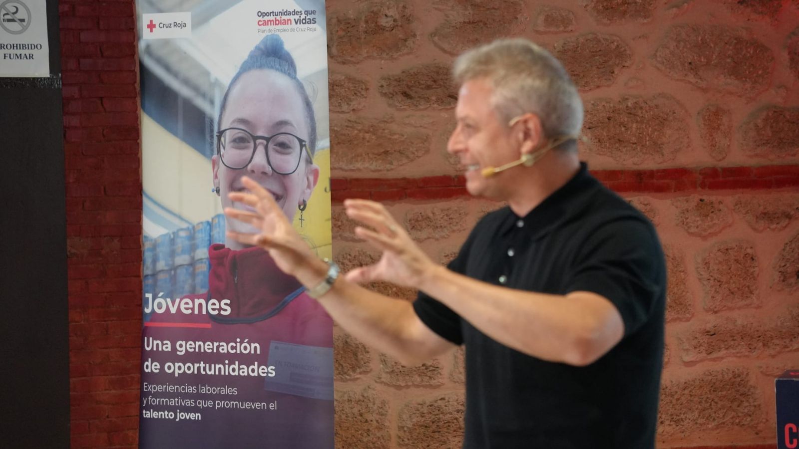 enric cruz roja 4